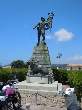 Monument aux Morts de Bonifacio